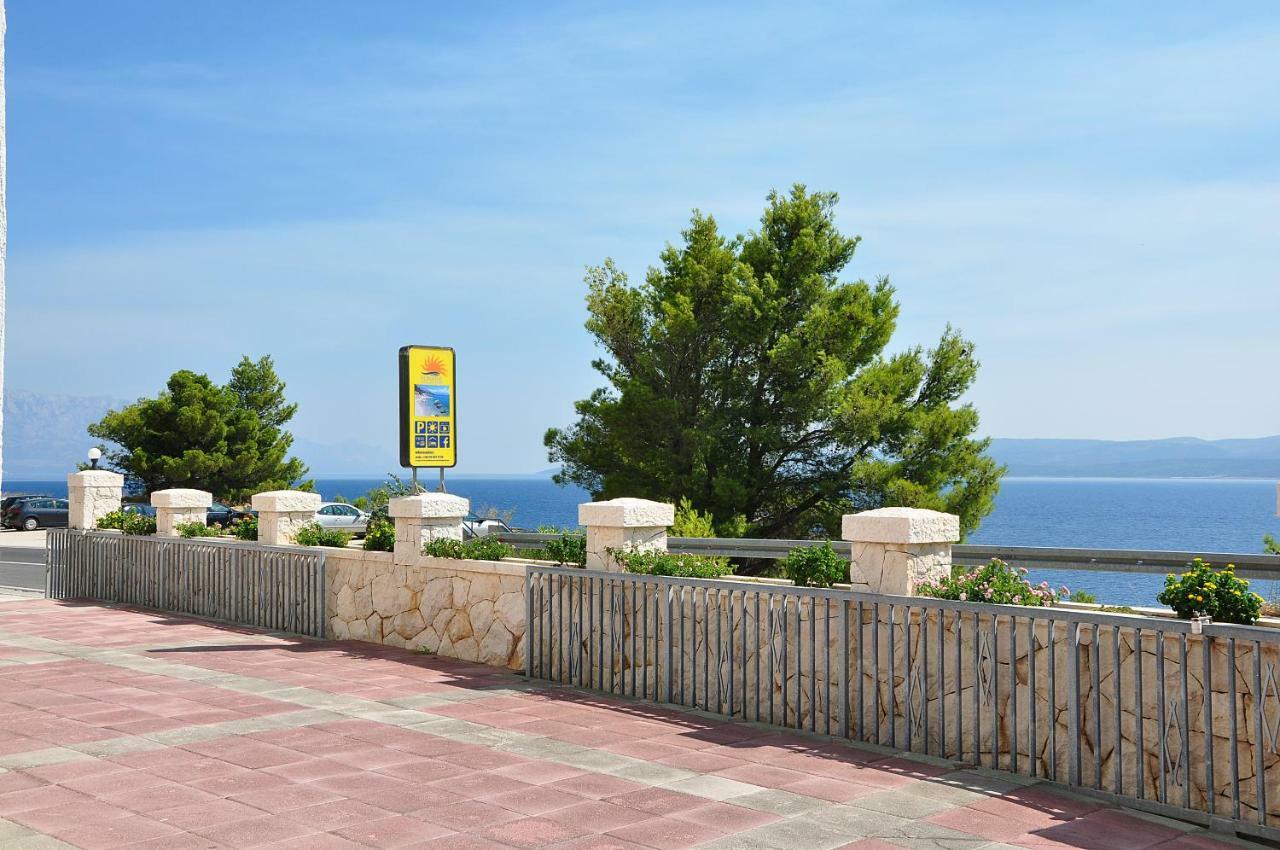 Sunrise Apartments And Studio Apartments Lokva Rogoznica Exterior photo